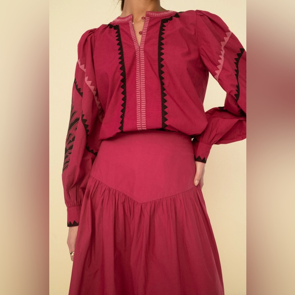 LAST ONE SONMER $160 SKIRT CHERRY - Picture 3 of 3